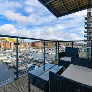  Apartment Just Wales - Meridian Wharf, Marina View - 2 Bed